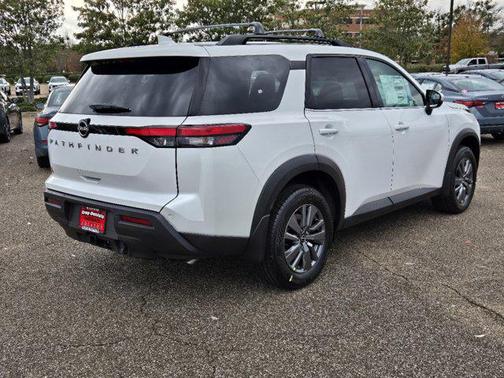 2025 Nissan Pathfinder SV FWD