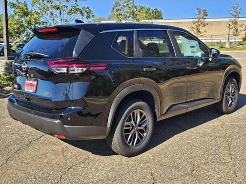 2025 Nissan Rogue S