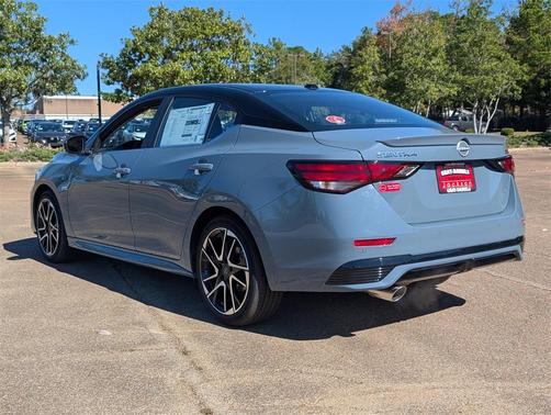2025 Nissan Sentra SR