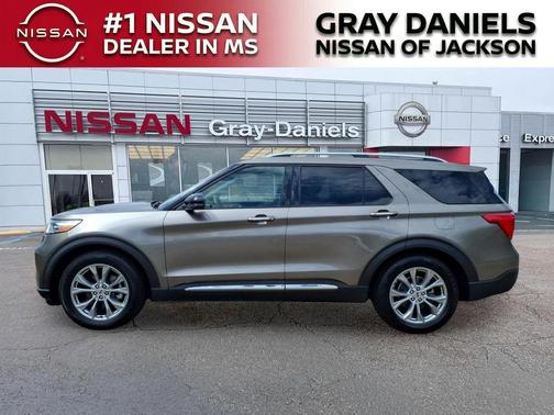 Stone Gray Metallic 2021 Ford Explorer Limited