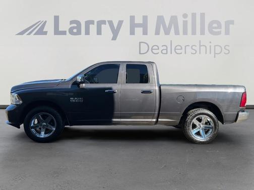 Granite Crystal Clearcoat Metallic 2018 RAM 1500 Express