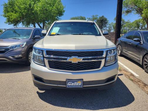 Champagne Silver 2017 Chevrolet Suburban LT