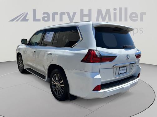 Eminent White Pearl 2018 Lexus LX 570