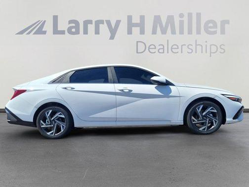 2025 Hyundai ELANTRA HEV Limited