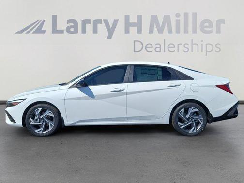 2025 Hyundai ELANTRA HEV SEL Sport