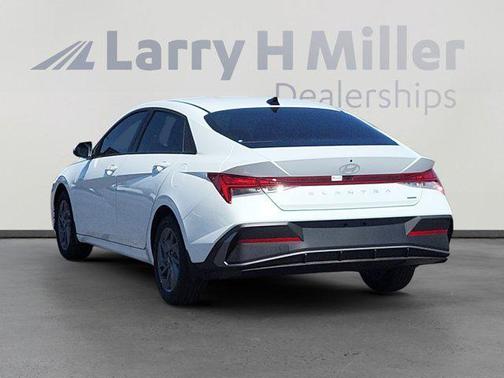 2025 Hyundai ELANTRA HEV Blue