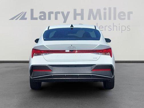 2025 Hyundai ELANTRA HEV Blue