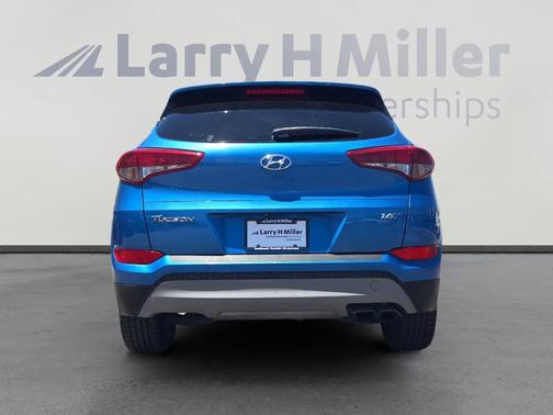 2017 Hyundai TUCSON Night