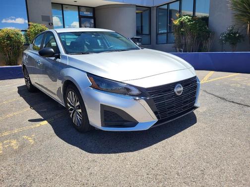 Brilliant Silver Metallic 2024 Nissan Altima 2.5 SV