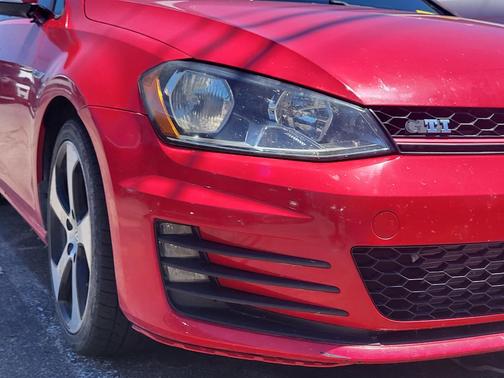 Tornado Red 2017 Volkswagen Golf GTI S 4-Door