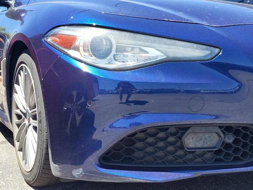 Montecarlo Blue Metallic 2017 Alfa Romeo Giulia Ti