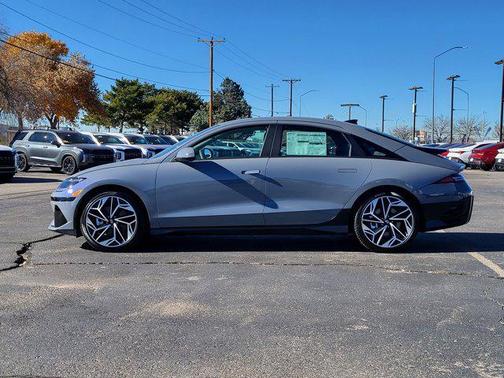 2025 Hyundai IONIQ 6 SEL