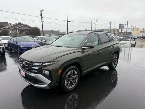 2026 Hyundai TUCSON SEL Premium