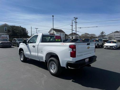 Summit White 2026 Chevrolet Silverado 1500 WT