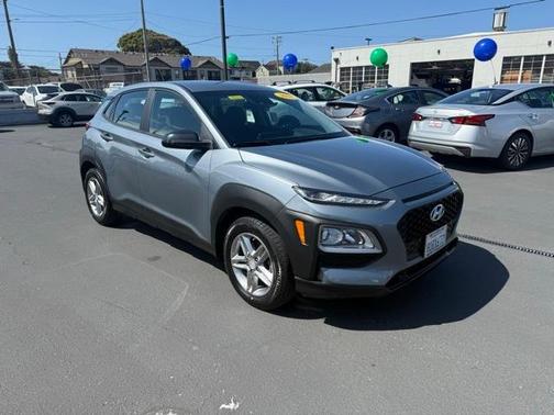 2021 Hyundai KONA SE