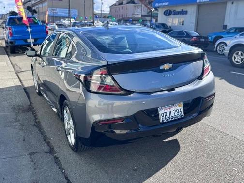 2018 Chevrolet Volt LT
