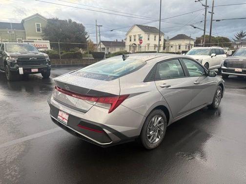 2026 Hyundai ELANTRA HEV Blue