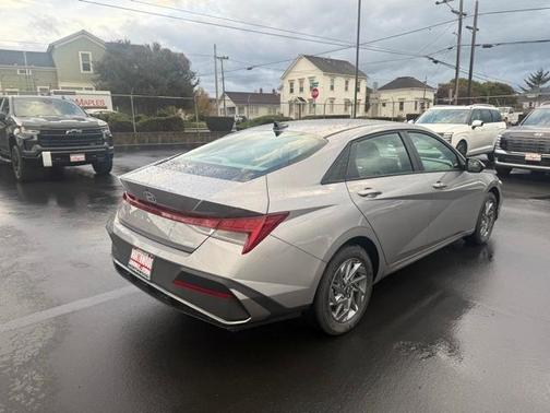 2026 Hyundai ELANTRA HEV Blue