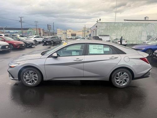 2026 Hyundai ELANTRA HEV Blue