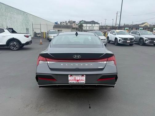 2025 Hyundai ELANTRA HEV Blue