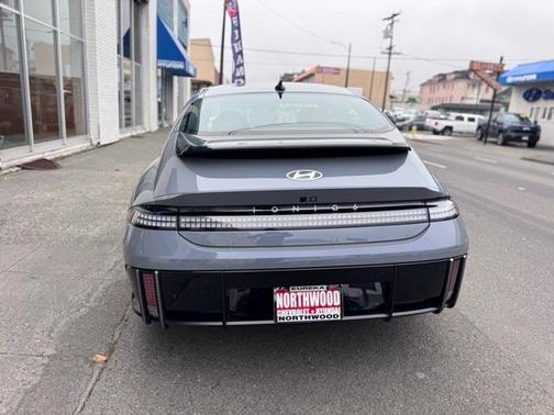 2025 Hyundai IONIQ 6 SE