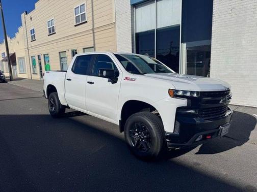 Summit White 2022 Chevrolet Silverado 1500 Limited LT Trail Boss