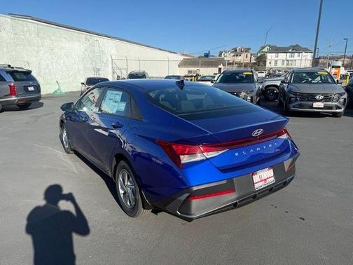 Intense Blue 2026 Hyundai ELANTRA SE