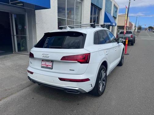2022 Audi Q5 45 S line quattro Premium