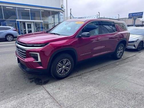 Radiant Red 2025 Chevrolet Traverse LT