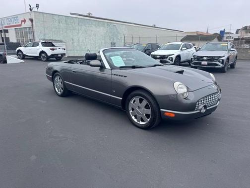 2003 Ford Thunderbird 