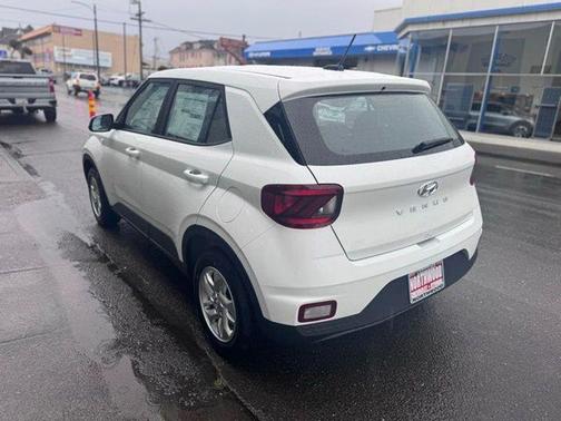 Lunar White 2026 Hyundai VENUE SE