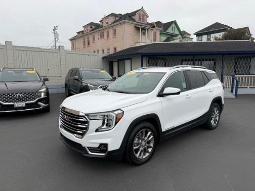 2024 GMC Terrain SLT