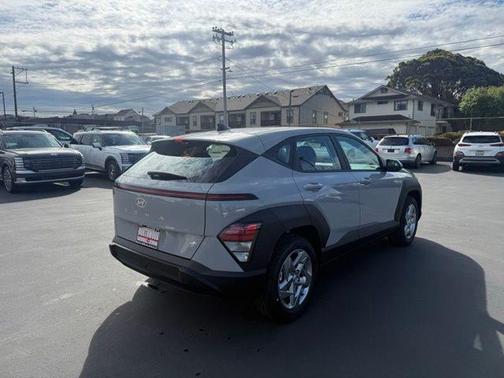 Cyber Gray Metallic 2026 Hyundai KONA SE