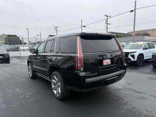 2015 Cadillac Escalade Premium