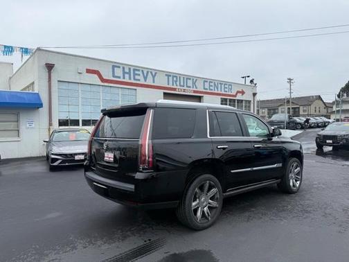 2015 Cadillac Escalade Premium