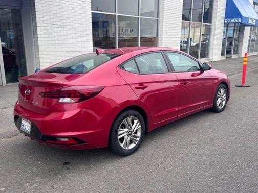 Scarlet Red Pearl 2020 Hyundai ELANTRA Value Edition