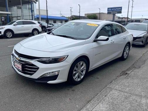 Summit White 2024 Chevrolet Malibu LT