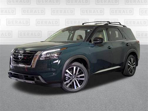 2025 Nissan Pathfinder Platinum 4WD