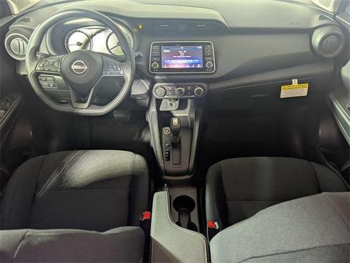 2025 Nissan Kicks S