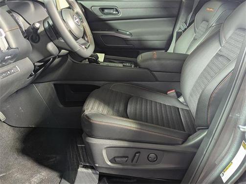 2025 Nissan Pathfinder Rock Creek 4WD