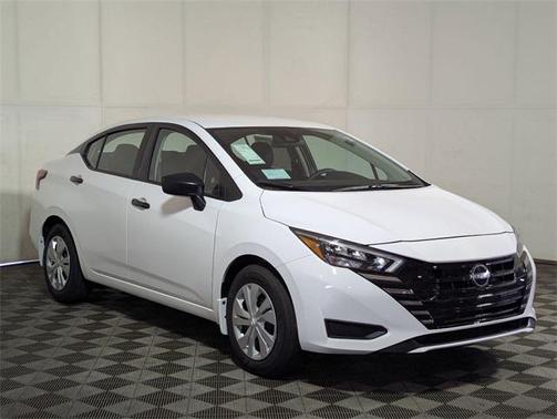 2025 Nissan Versa 1.6 S