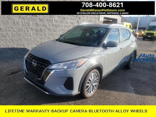 2022 Nissan Kicks SV