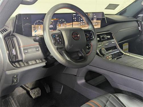 2025 Nissan Armada PRO-4X 4WD