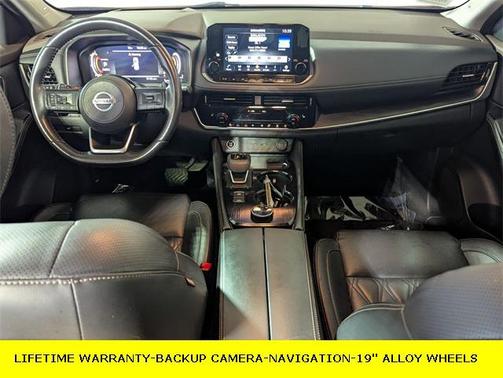 2021 Nissan Rogue Platinum
