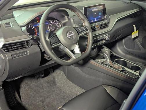 2025 Nissan Altima SR AWD