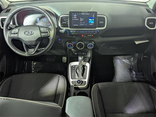 2024 Hyundai VENUE Limited