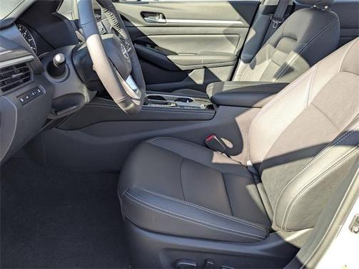 2025 Nissan Altima 2.5 SL