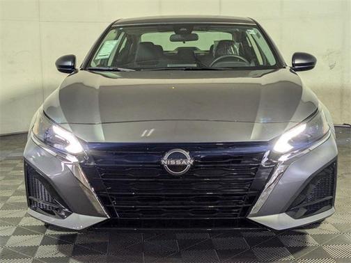 2025 Nissan Altima S FWD