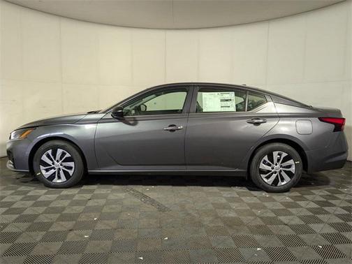 2025 Nissan Altima S FWD