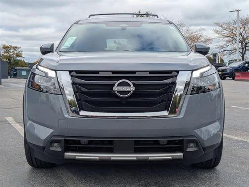 2025 Nissan Pathfinder Platinum 4WD